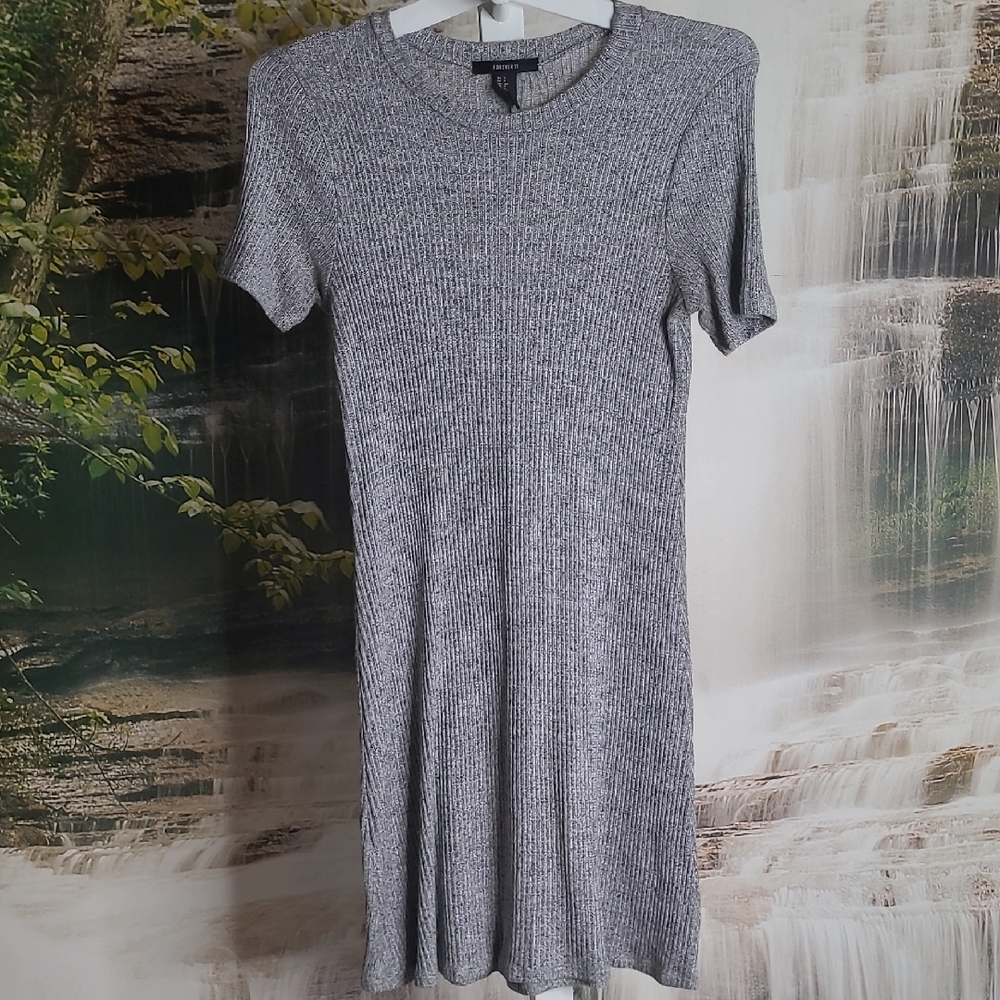 Forever 21 Womens Small ribbed knit gray stretchy crewneck short sleeve dress